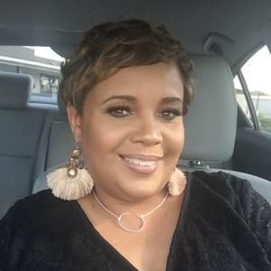 Meet your Posher, Candace